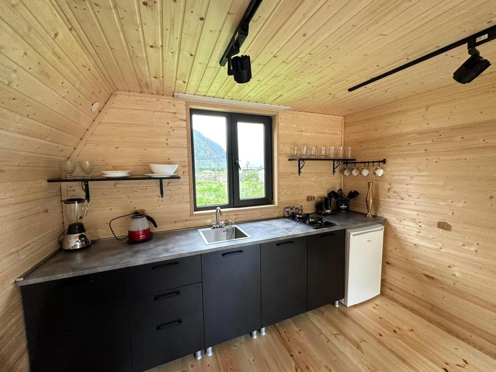 Thomas' Hut Apartment Stepantsminda Exterior photo